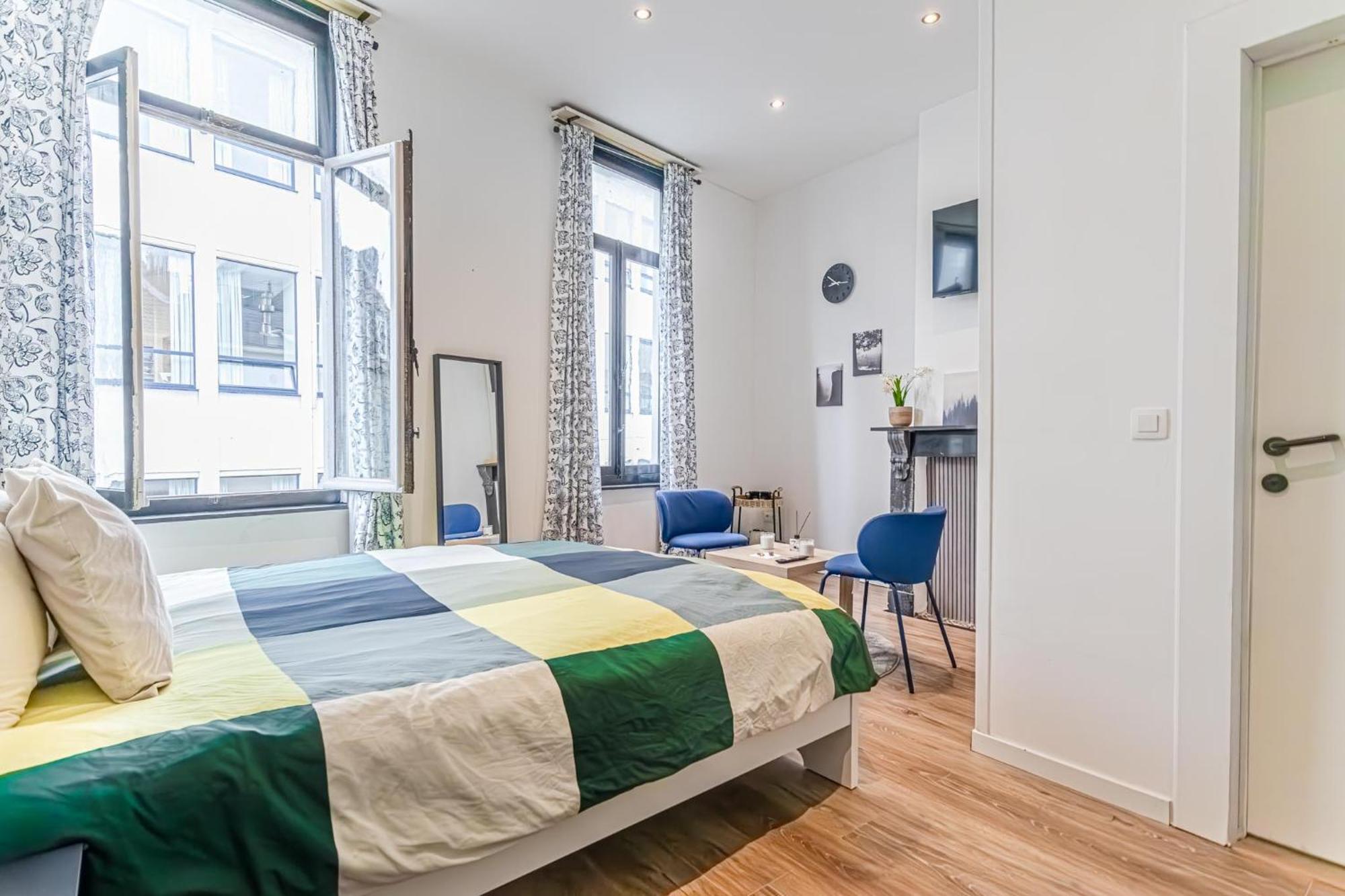 Spacious Shared 5Br Apt In The Heart Of Gent Exterior photo