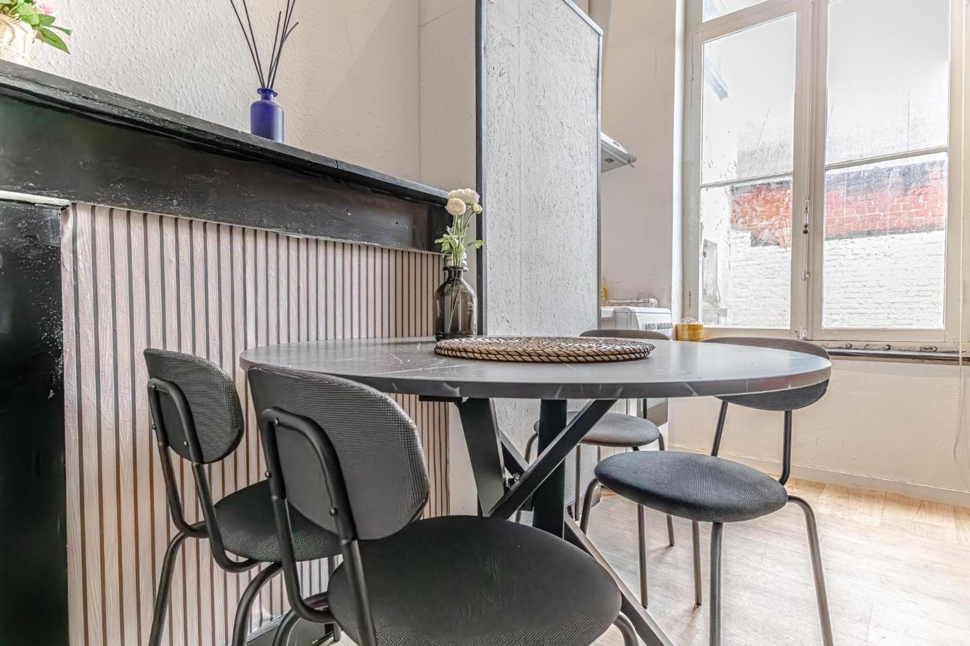Spacious Shared 5Br Apt In The Heart Of Gent Exterior photo